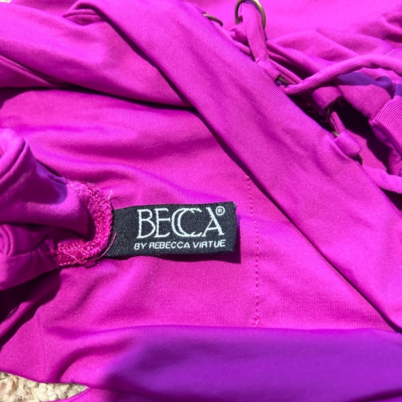 Halter bikini by BECCA - Picture 2 of 3